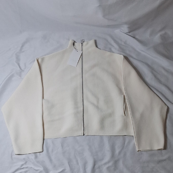 Zara Jackets & Blazers - Zara Cream Bomber Jacket